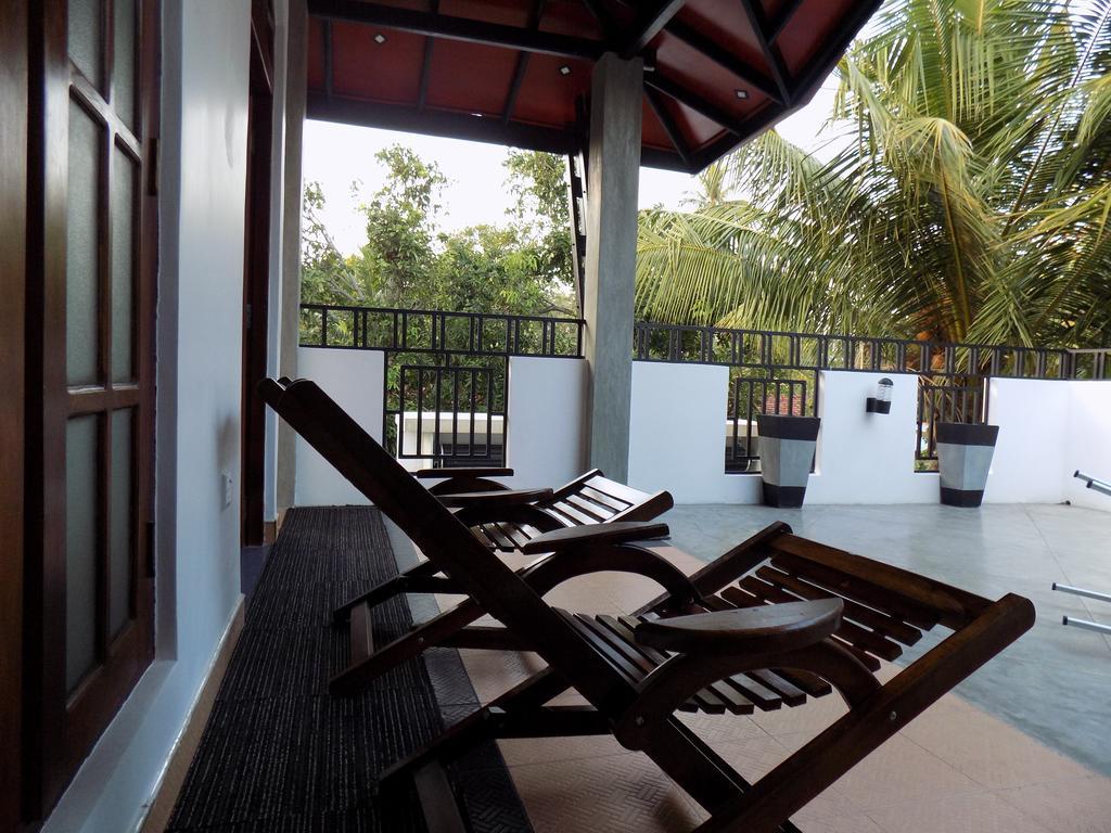 Prosperity Villa Негомбо Екстериор снимка